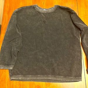 Crew neck sweatshirt size xl